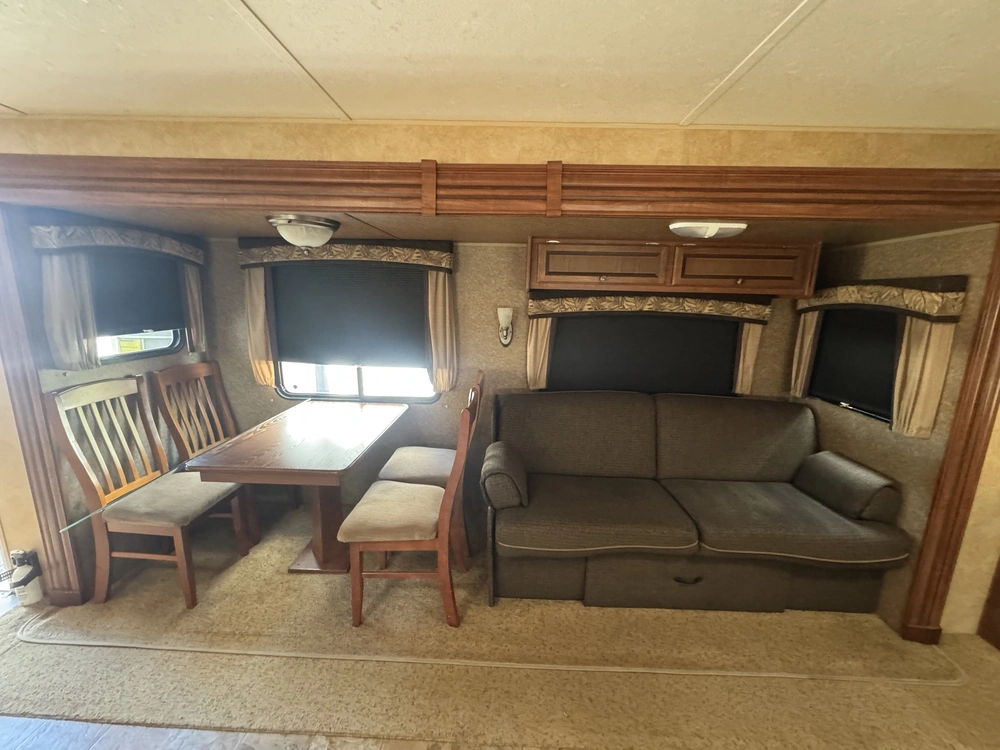 Jayco Jay Flight 33rlds 2012 alt