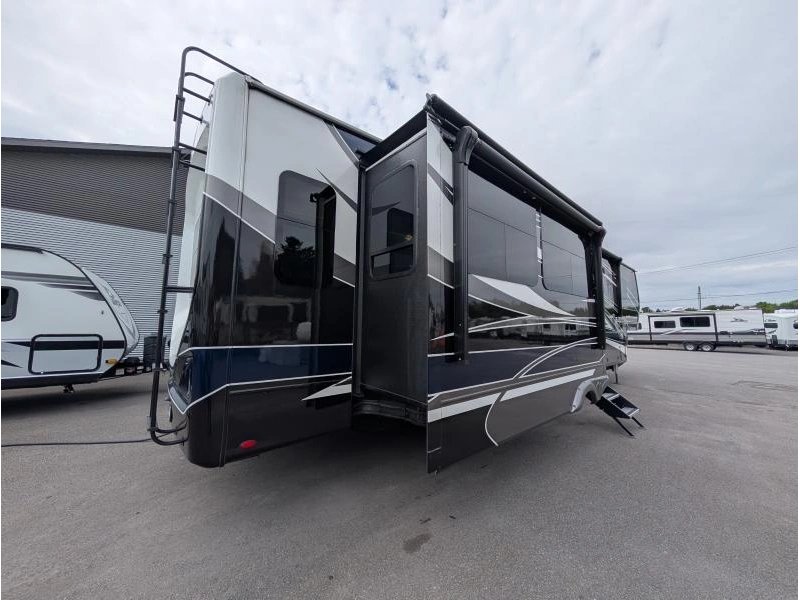 Keystone Rv Montana 3857br 2023 alt