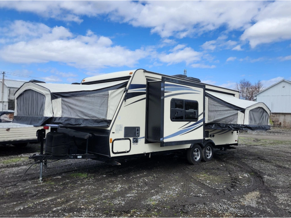 Palomino 213x Hybrid 2015 alt