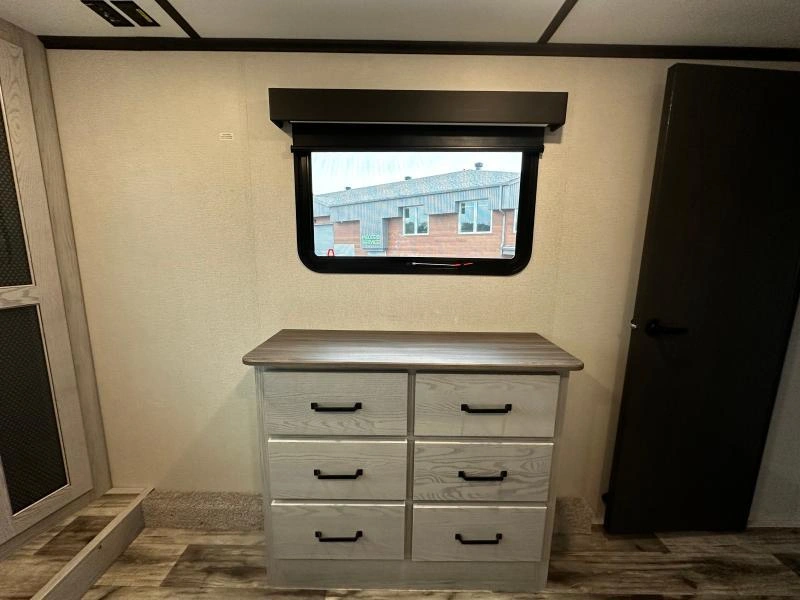 Keystone Rv Montana 295rl 2023 alt