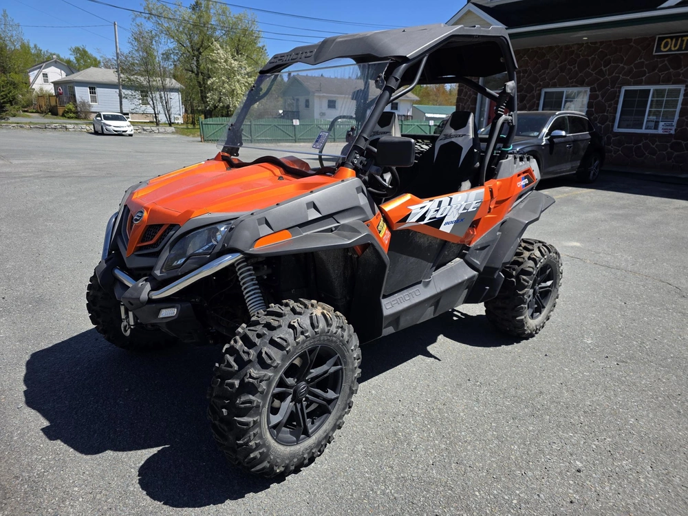 2023 Cfmoto Zforce 800 Ex alt