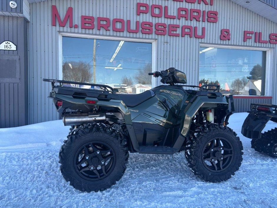 Polaris Polaris Sportsman 570 Premium – 40e Anniversaire Édition Treeline Green Metallic Série Limitée** 2026 alt