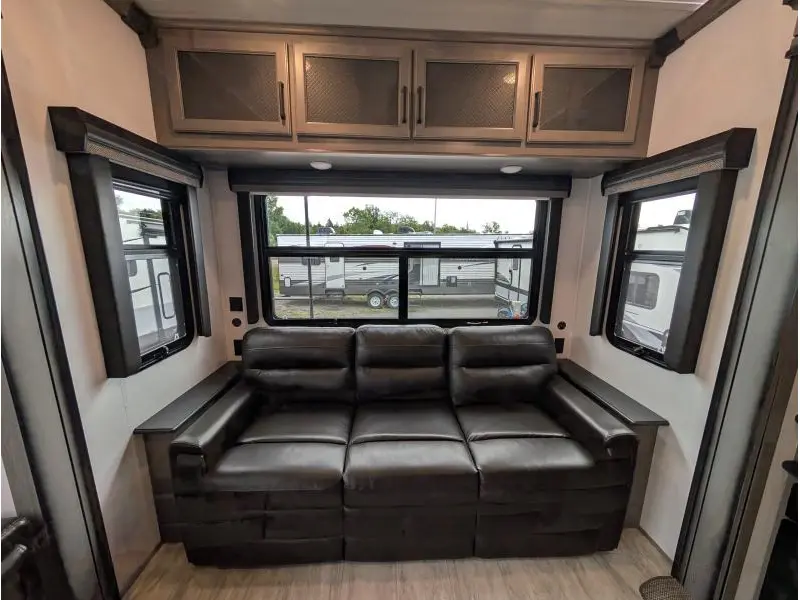 2023 Keystone RV Montana