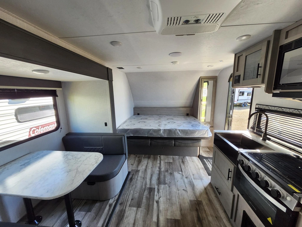 Keystone Rv Coleman 1905 Bh 2022 alt