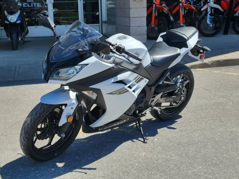 2017 Kawasaki NINJA 300 EX thumbnail 7