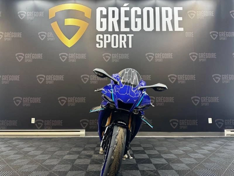 2026 Yamaha Yzf-r1 alt