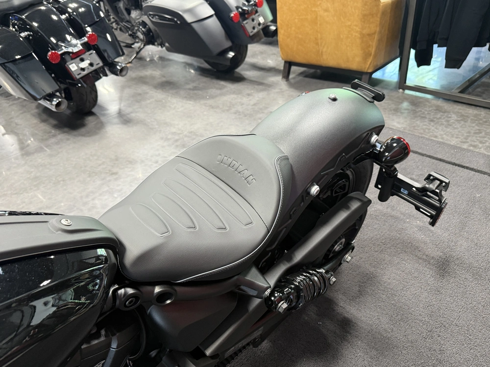 2026 Indian Motorcycle Scout Sixty Bobber alt