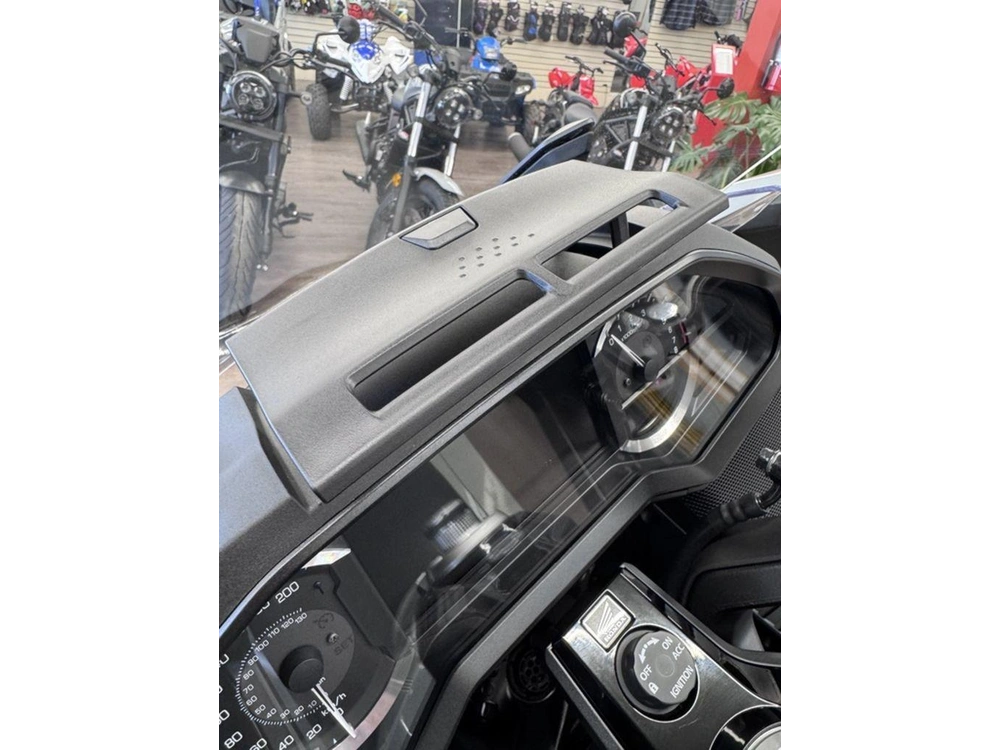 2026 Honda Gold Wing Tour alt