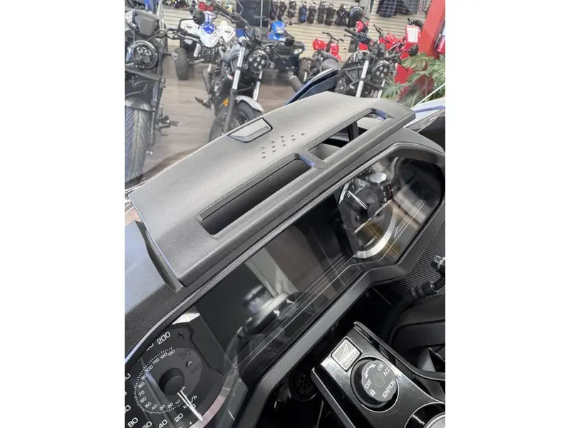 2026 Honda Gold Wing Tour thumbnail 34