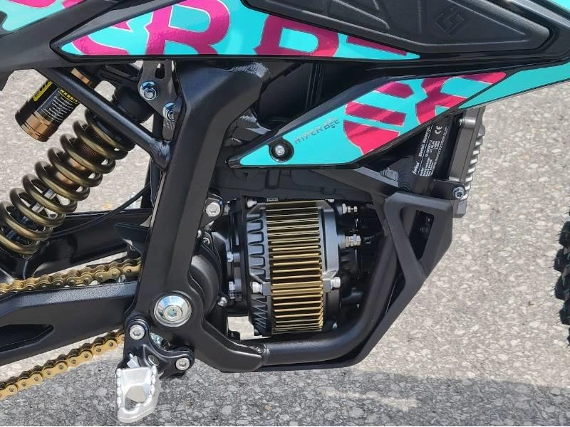 Surron Hyper Bee 2026 alt