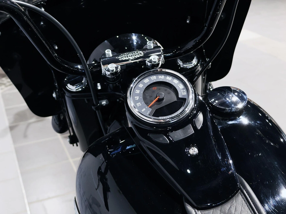 2023 Harley-davidson Softail Heritage Flhcs alt