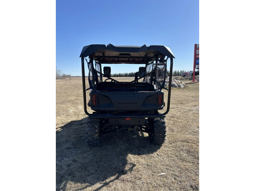 2025 Honda Pioneer 1000-5p Dlx alt