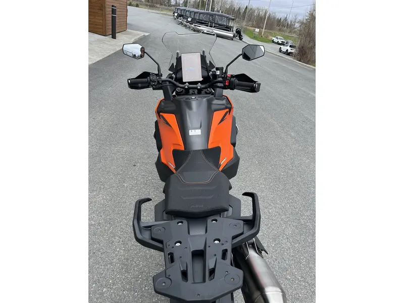 2027 KTM 1390 SUPER ADVENTURE S EVO