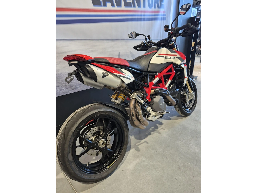 Ducati Hypermotard 2025 alt