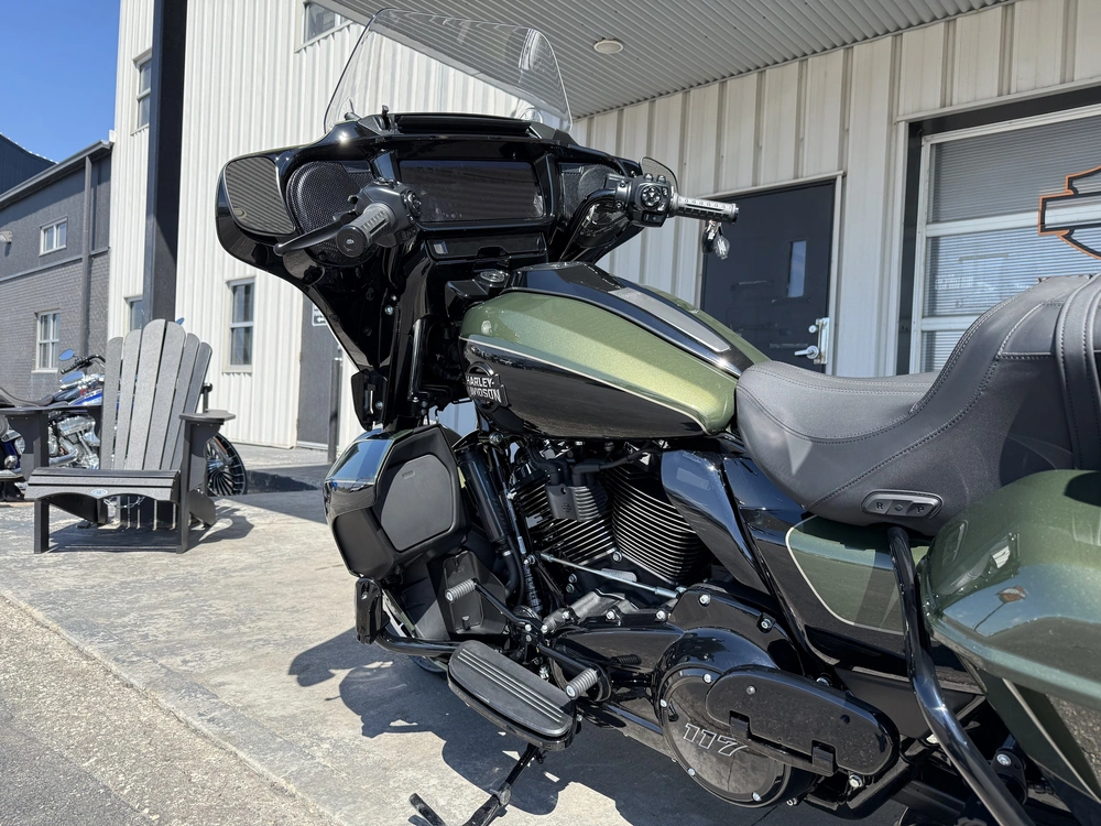 2026 Harley-davidson Street Glide Limited alt
