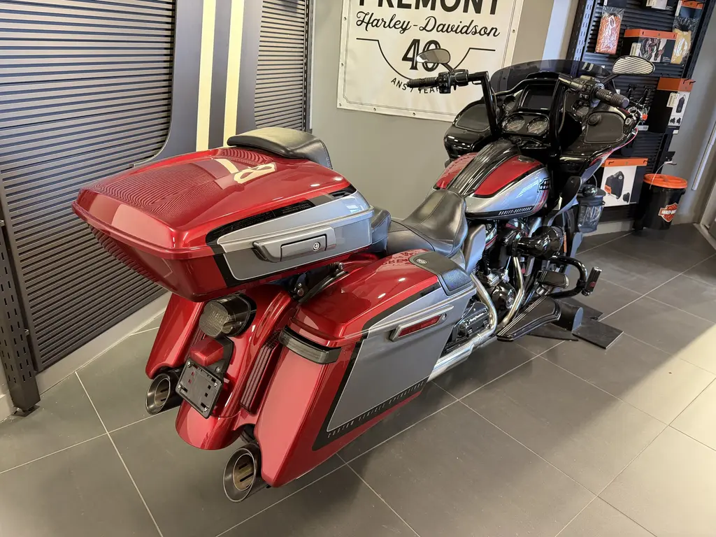 2019 Harley-Davidson CVO Road GlideFLTRXSE