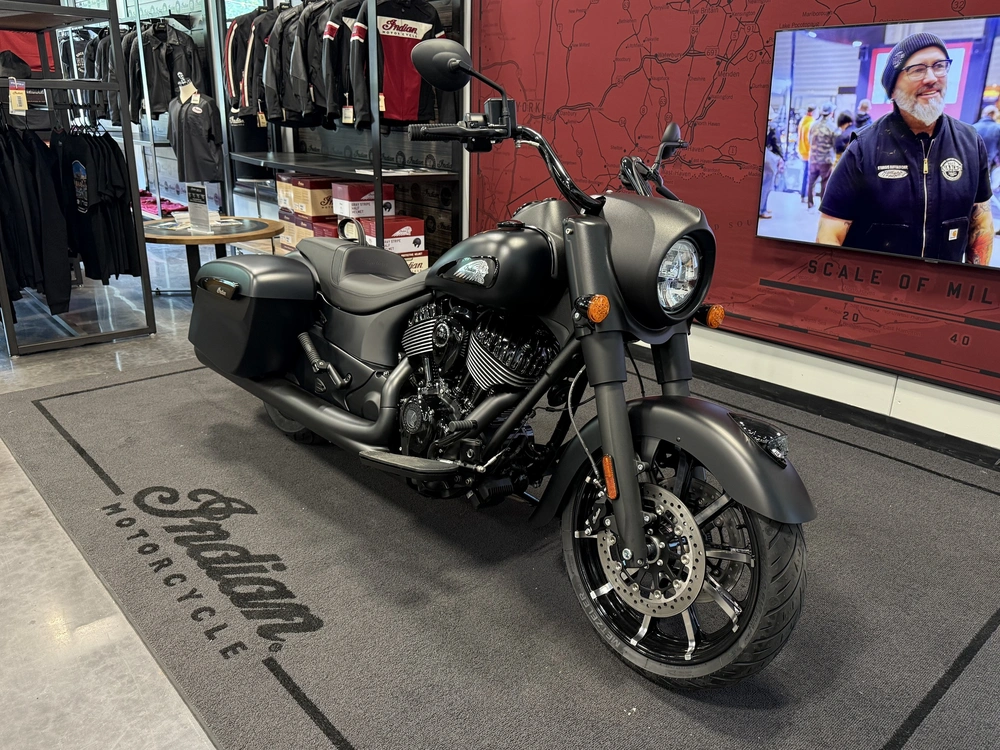 2026 Indian Motorcycle Springfield Dark Horse alt