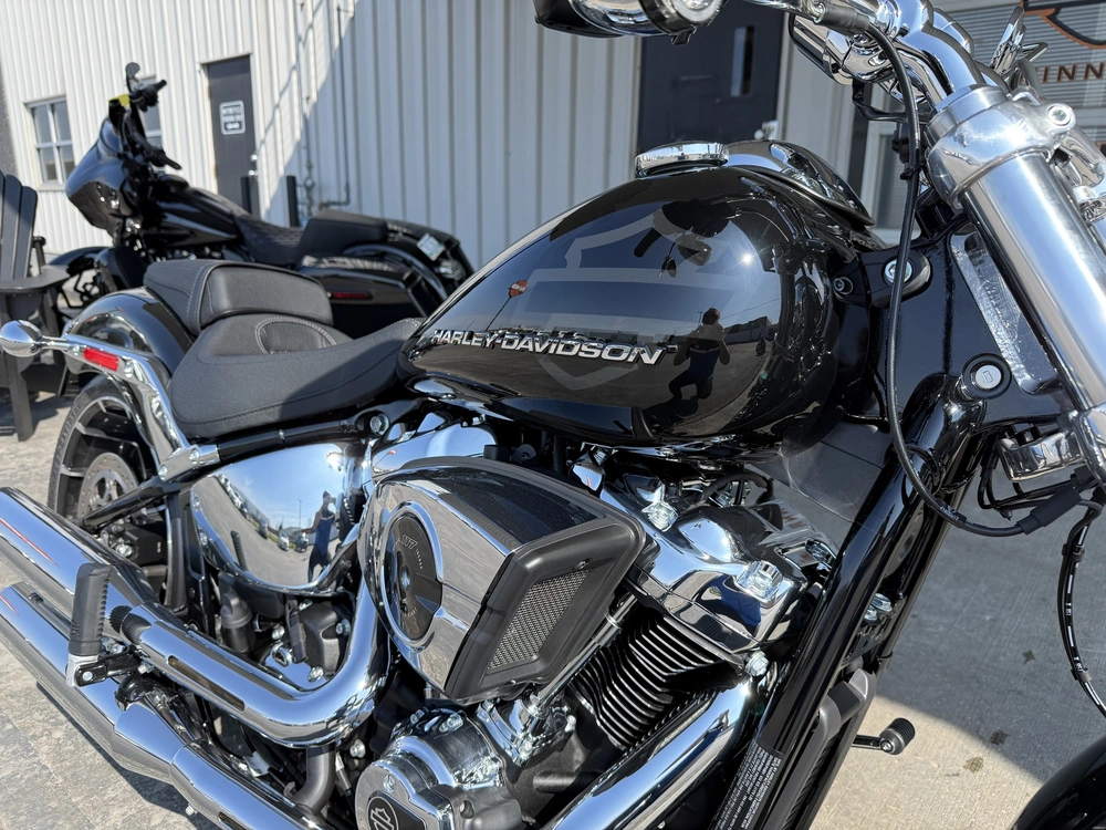 2026 Harley-davidson Breakout alt