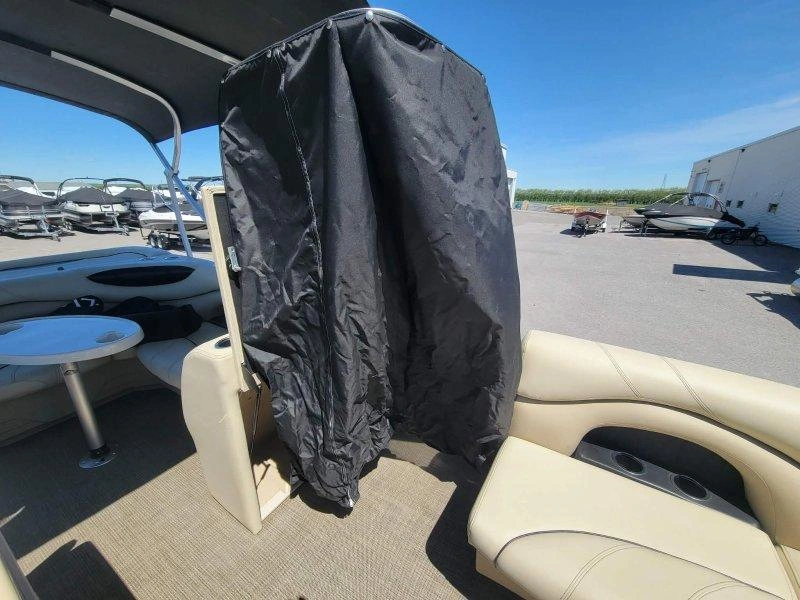 2019 Sylvan Mirage820 Gris alt