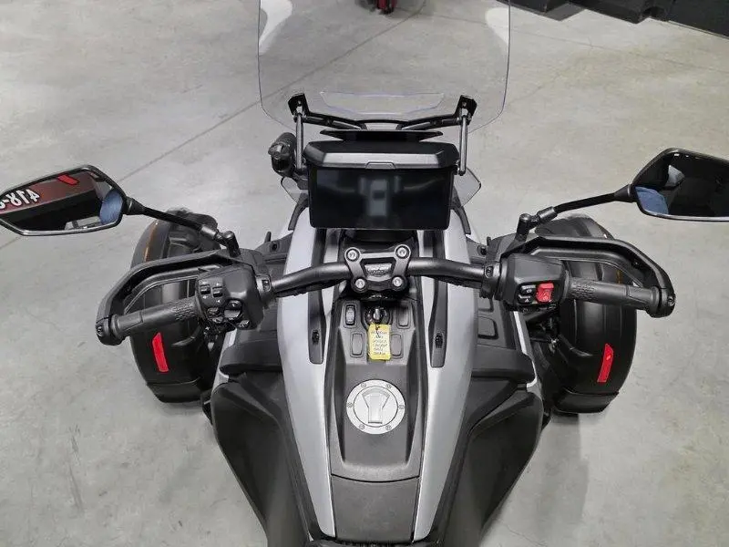 2025 Can-Am SPYDER CANYON XT thumbnail 11