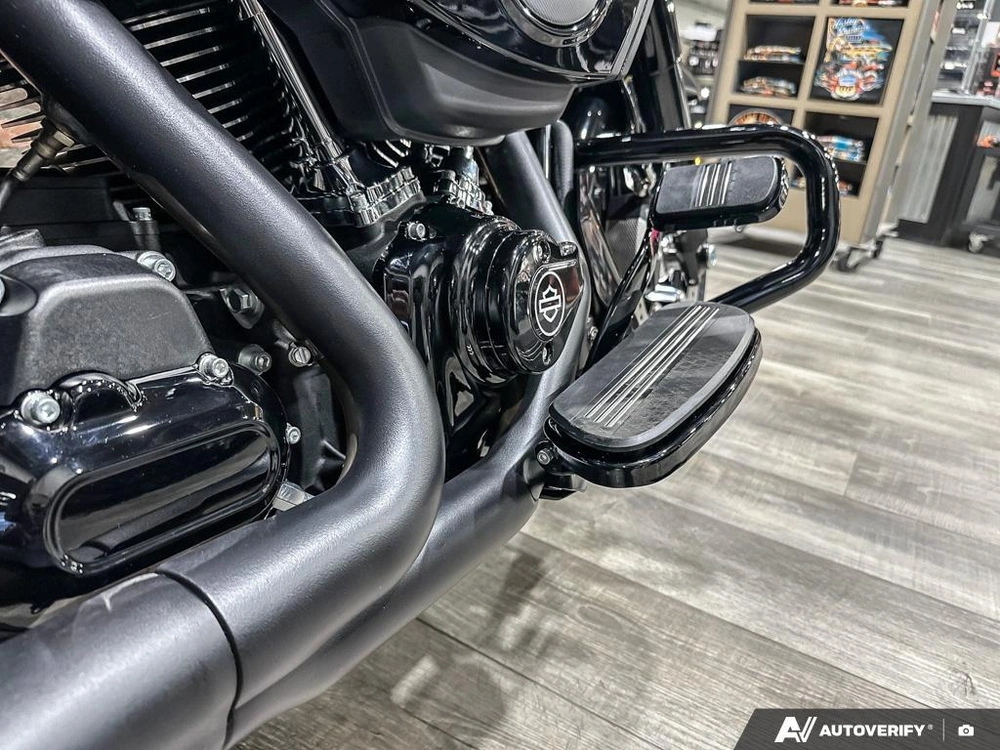 2026 Harley-davidson Road Glide alt