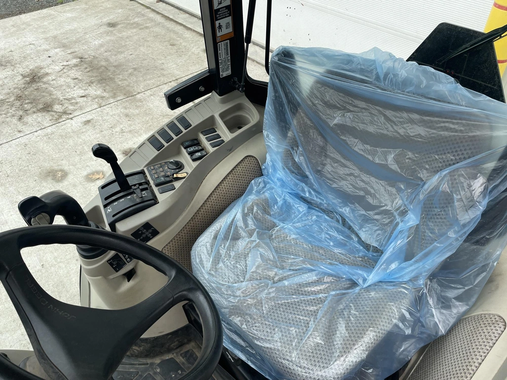 2022 John Deere 3039r alt