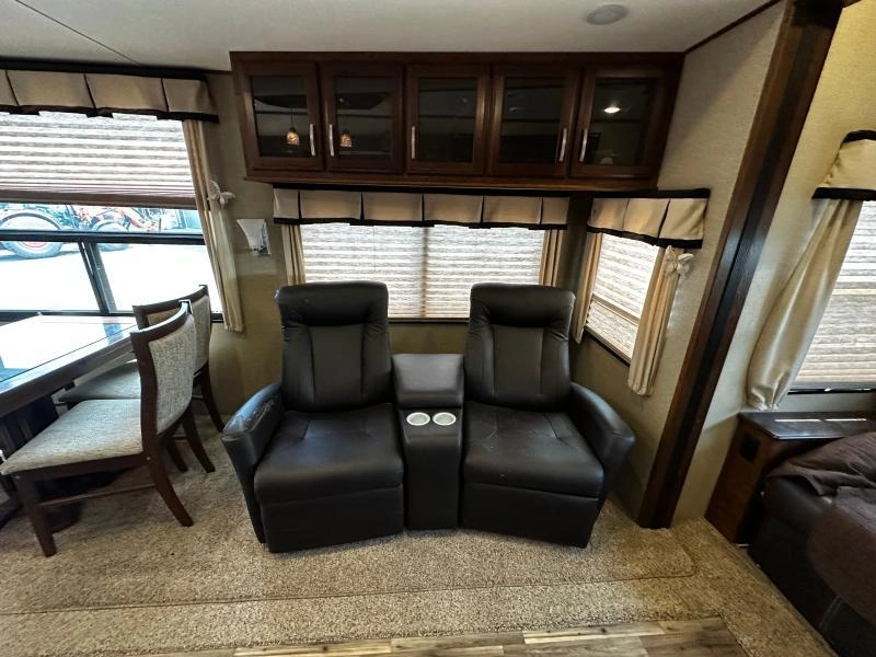 Grand Design Solitude 369rl 2015 alt
