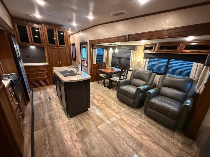 Jayco Eagle 305ckts 2018 alt