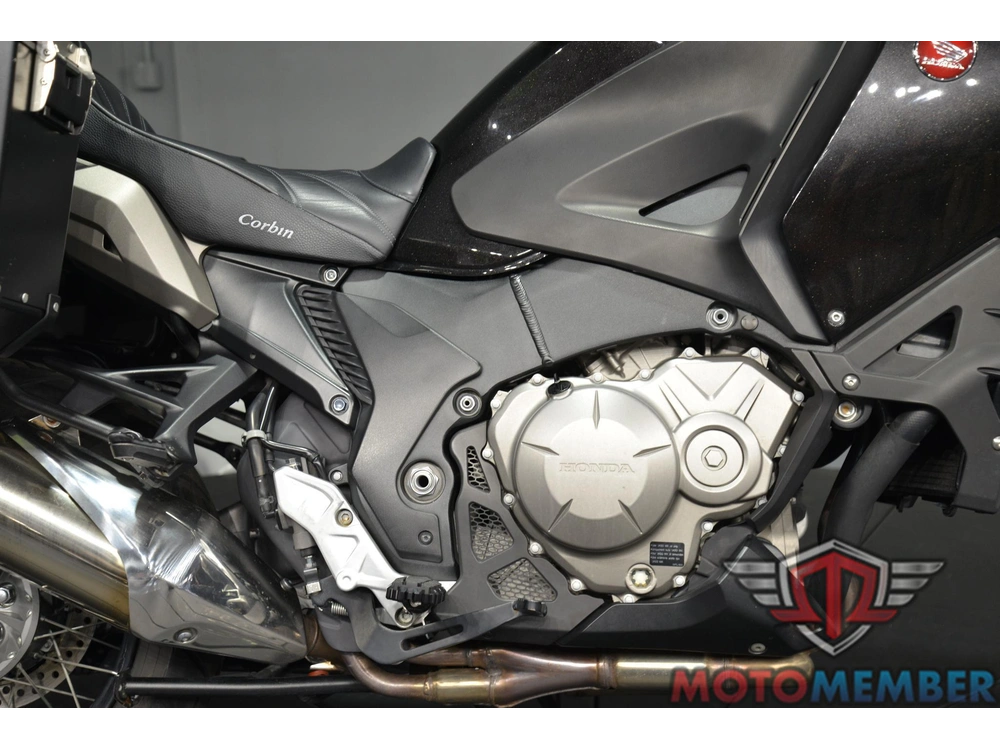 2016 Honda Vfr1200x alt