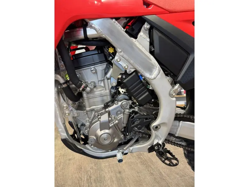 2026 Honda CRF250R thumbnail 9