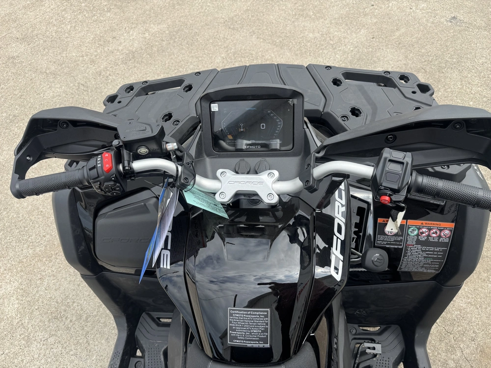 2026 Cfmoto Cforce 1000 Touring alt