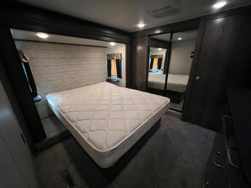 Keystone Rv Montana 320mk 2019 alt