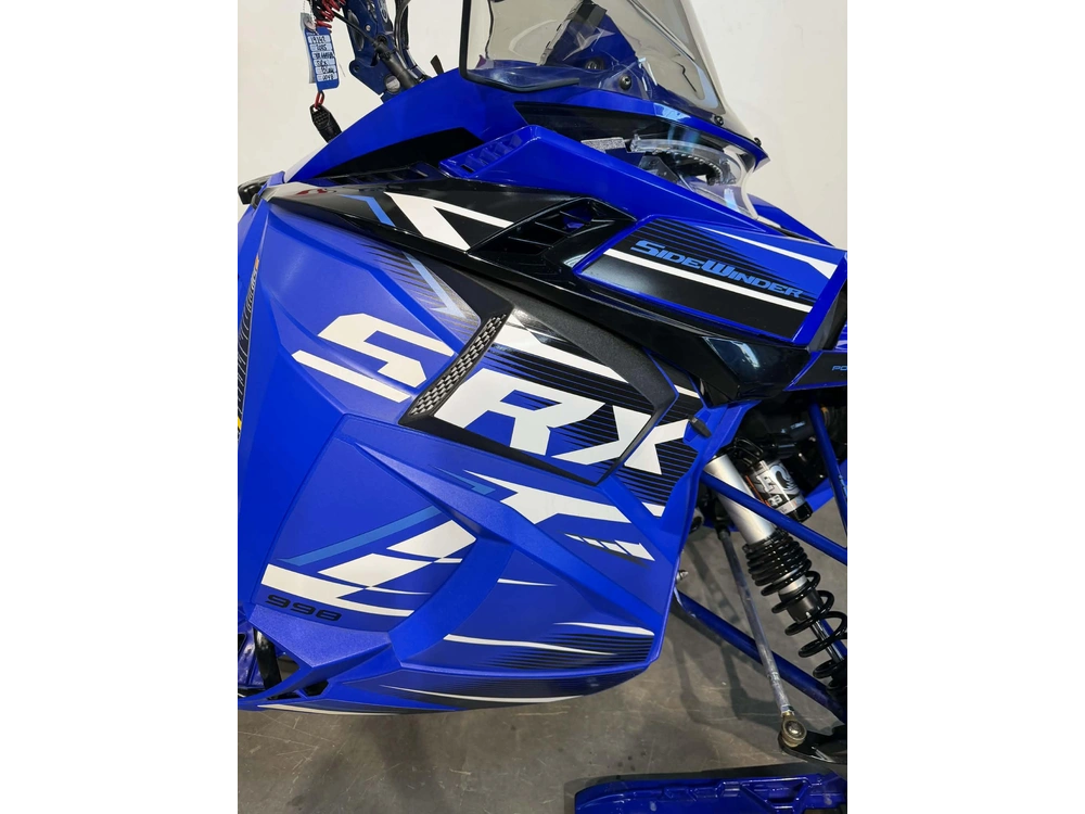 2025 Yamaha Sidewinder Srx Le Dae 137'' Démo alt