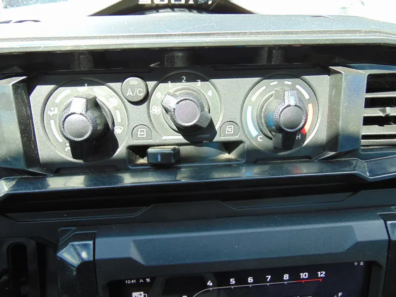 2025 Kawasaki RIDGE XR CREW LIMITED HVAC thumbnail 13