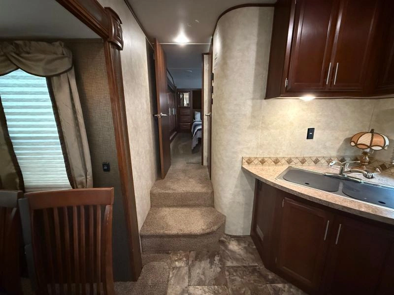 2015 Gulfstream Canyon Trail 27frld alt