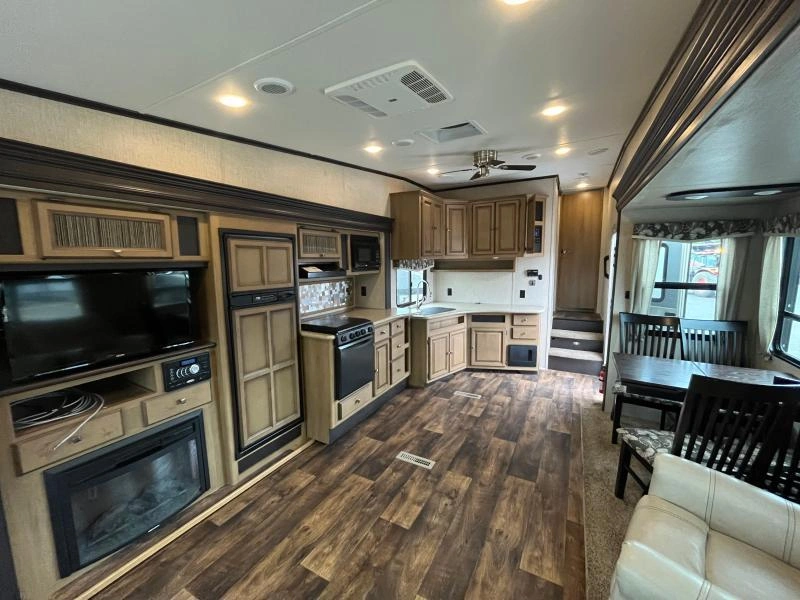 Crossroads Cruiser 315rl 2017 alt