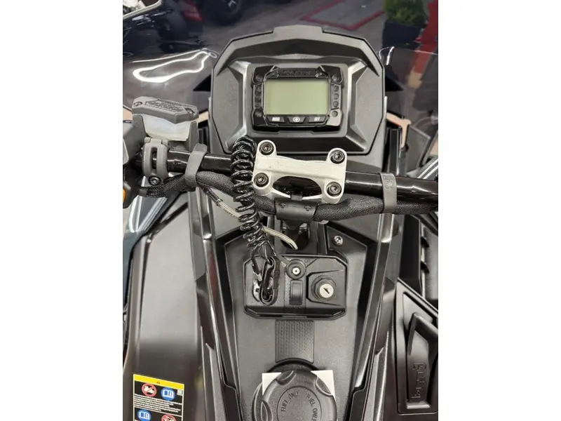 Polaris ProStar S4 INDY SP 137 Gloss Black 2026