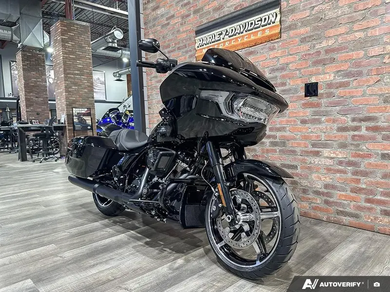 2026 Harley-Davidson ROAD GLIDE thumbnail 2