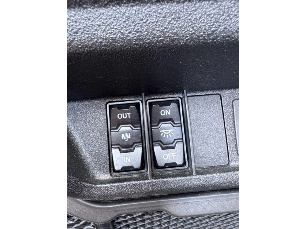 2025 Honda Pioneer 1000-5p Trail alt
