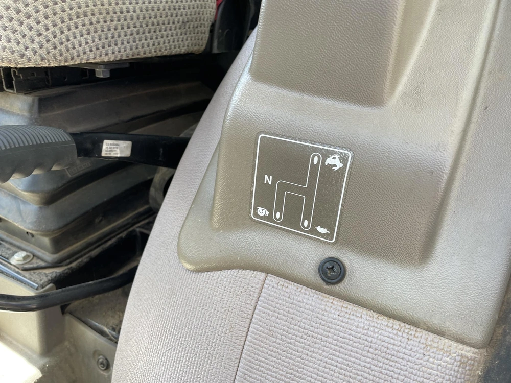 2017 John Deere 5100gn alt