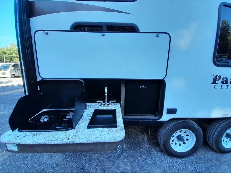 Keystone Rv Passport 239ml 2018 alt