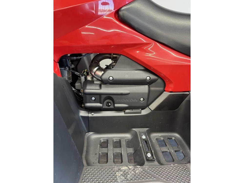 2026 Honda Rubicon 700 alt