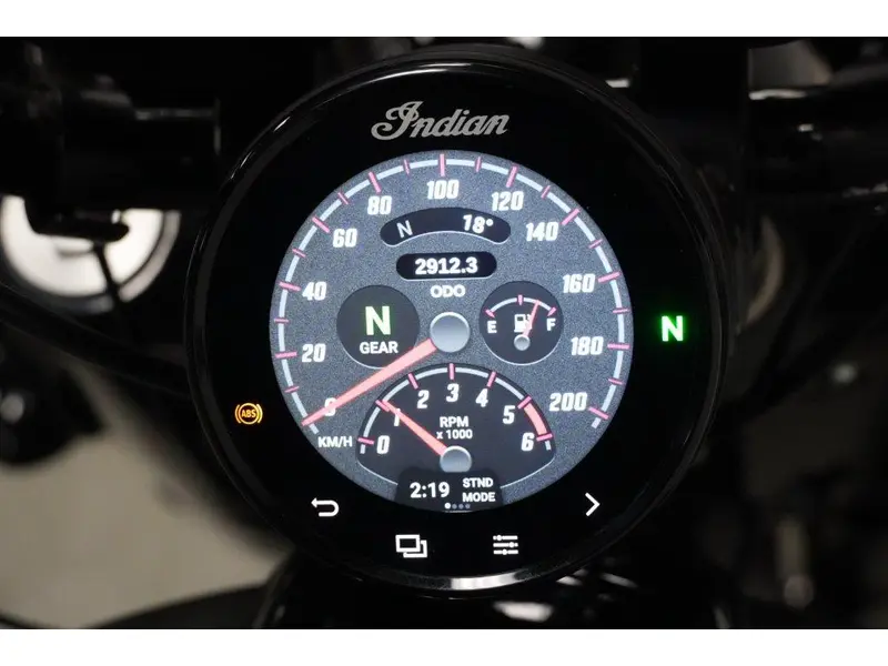 2022 Indian Motorcycle CHIEF BOBBER DARK HORSE thumbnail 6