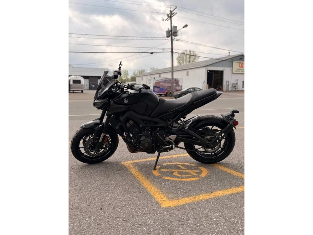 Yamaha Mt-09 2018 alt