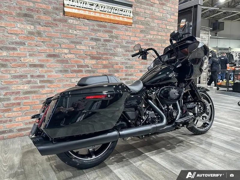 2026 Harley-Davidson ROAD GLIDE thumbnail 5