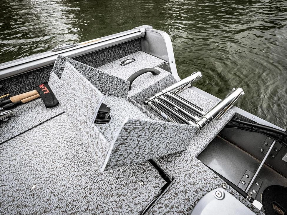 2025 Lund Boat Co 1775 Impact Xs alt