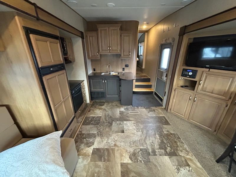 Crossroads Cruiser 28se 2016 alt