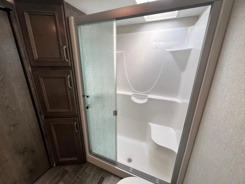 Keystone Rv Montana 320mk 2019 alt