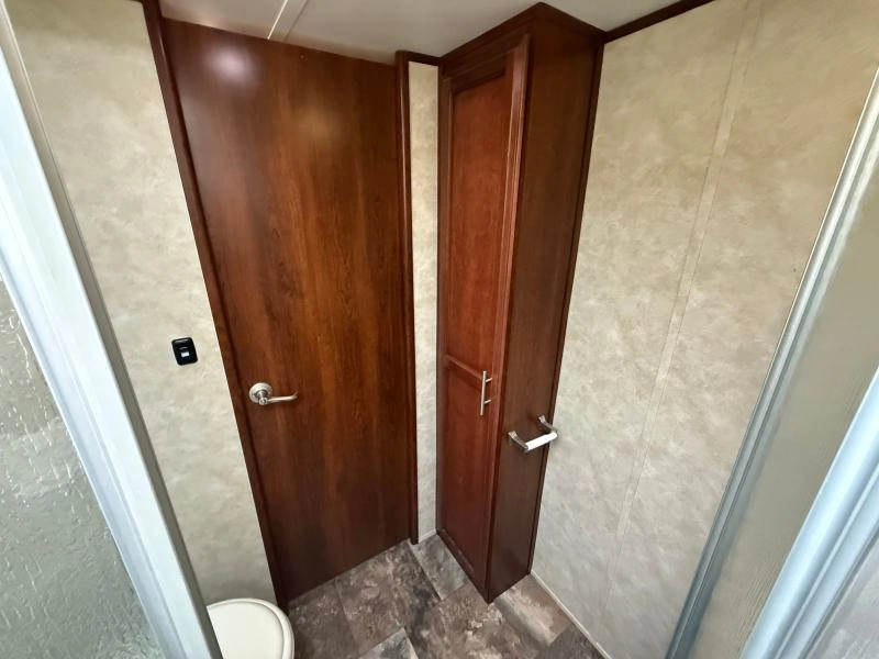 2015 Gulfstream Canyon Trail 27frld alt