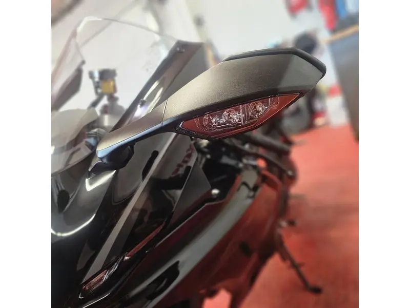 2026 Yamaha YZF R7 thumbnail 4